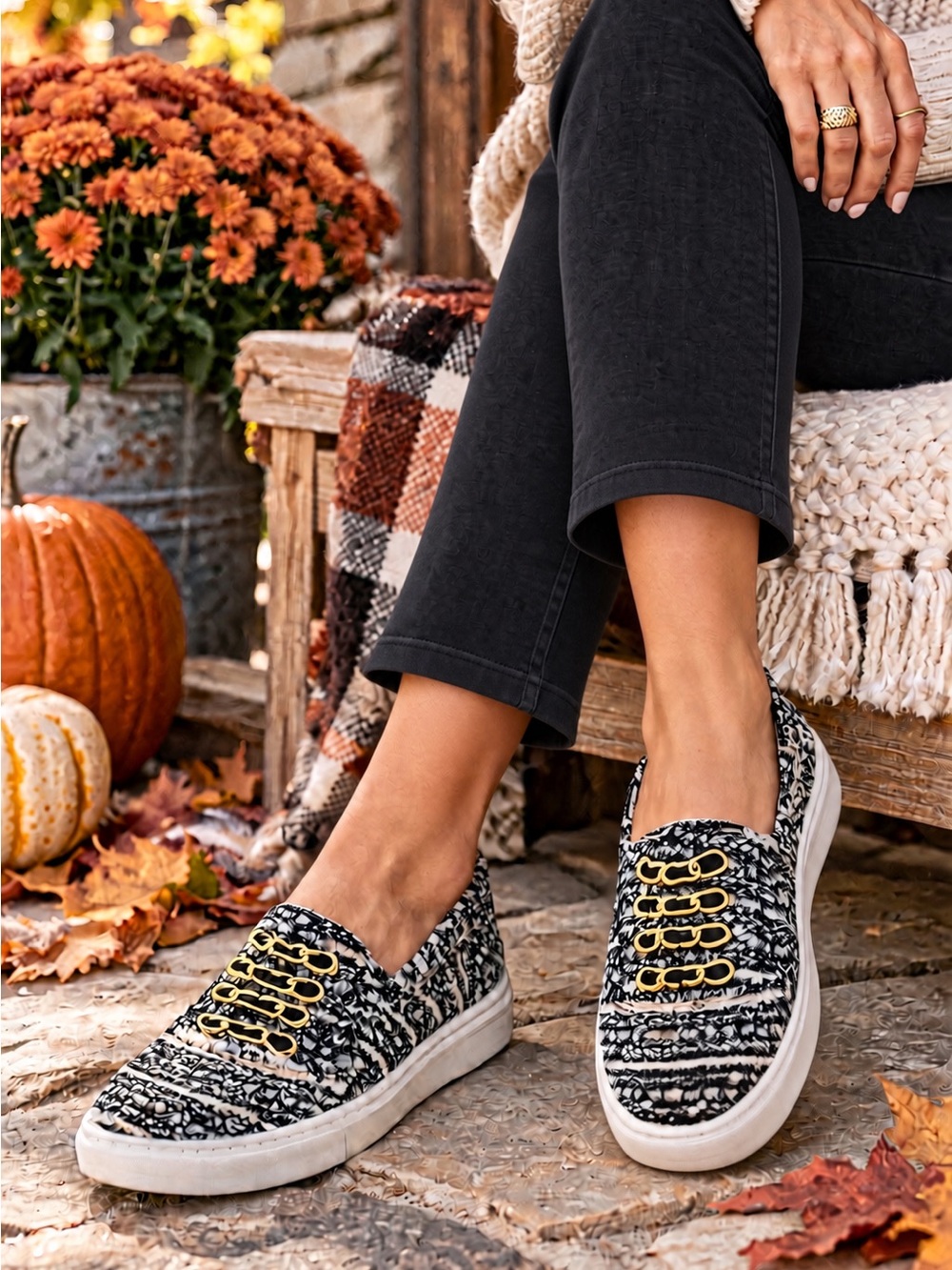 Cecelia New York ‘Randi’ Black & White Tweed Slip-On Oxford Sneakers Size 6.5